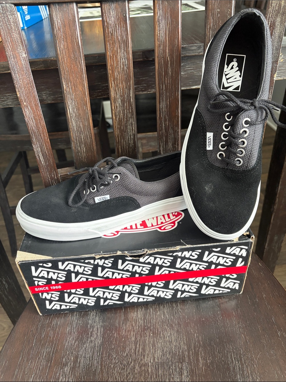 Vans “Off The Wall” Era (Hemp) Black/True White